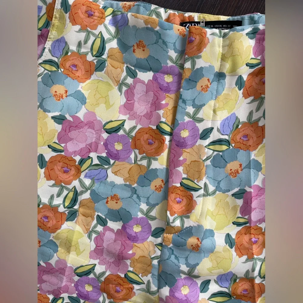 ZARA Floral Print Wide Leg High Waisted Flowy Pants Yellow Blue Green Size XL